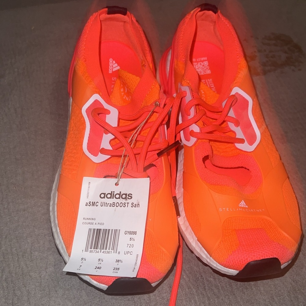 NWT STELLA McCartney Adidas sneakers size 7